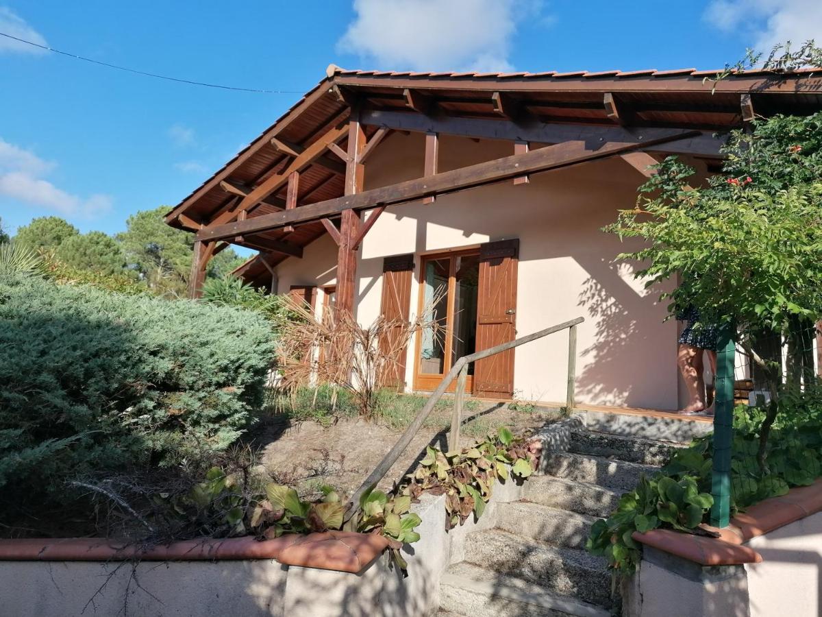 Maison Au Dessus Du Lac De بيسكاروس المظهر الخارجي الصورة